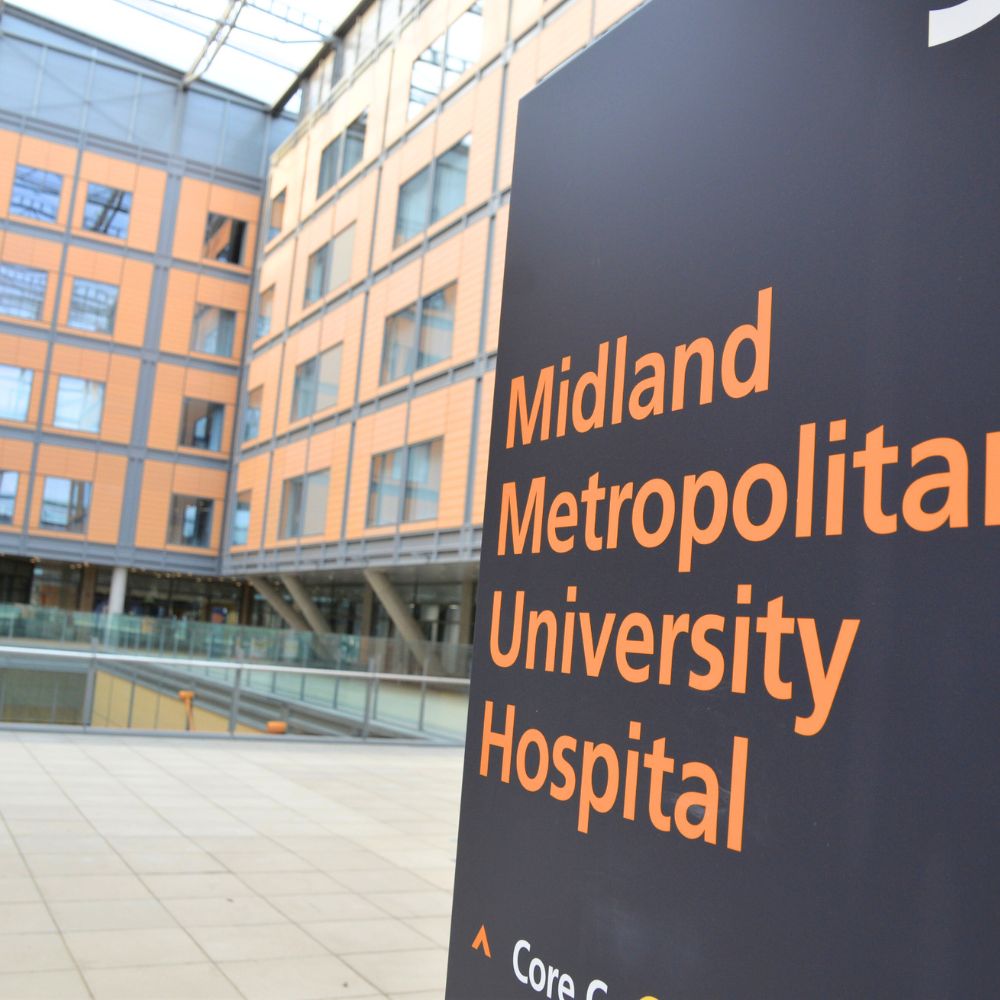 Midland Met University Hospital sign